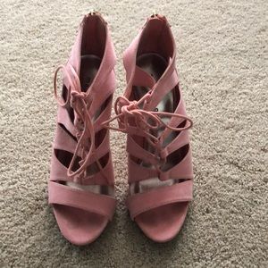 Madden girl size 7 coral heel